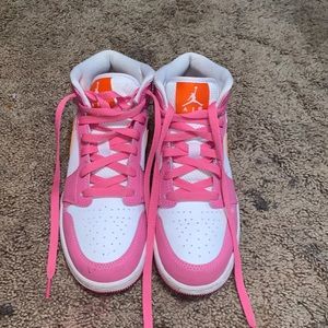 Jordan 1 mid Pinksickle orange sneakers